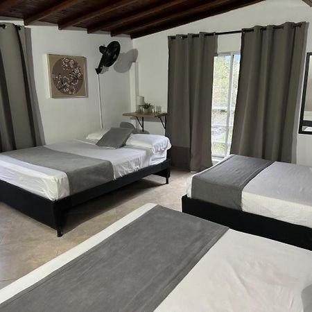 Hotel Gemas San Joaquin 1 Medellín Zewnętrze zdjęcie
