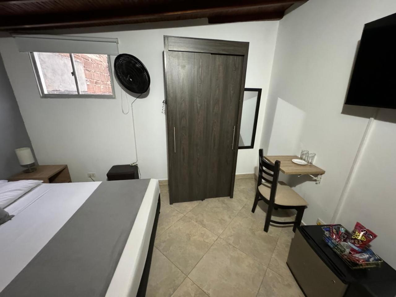 Hotel Gemas San Joaquin 1 Medellín Zewnętrze zdjęcie