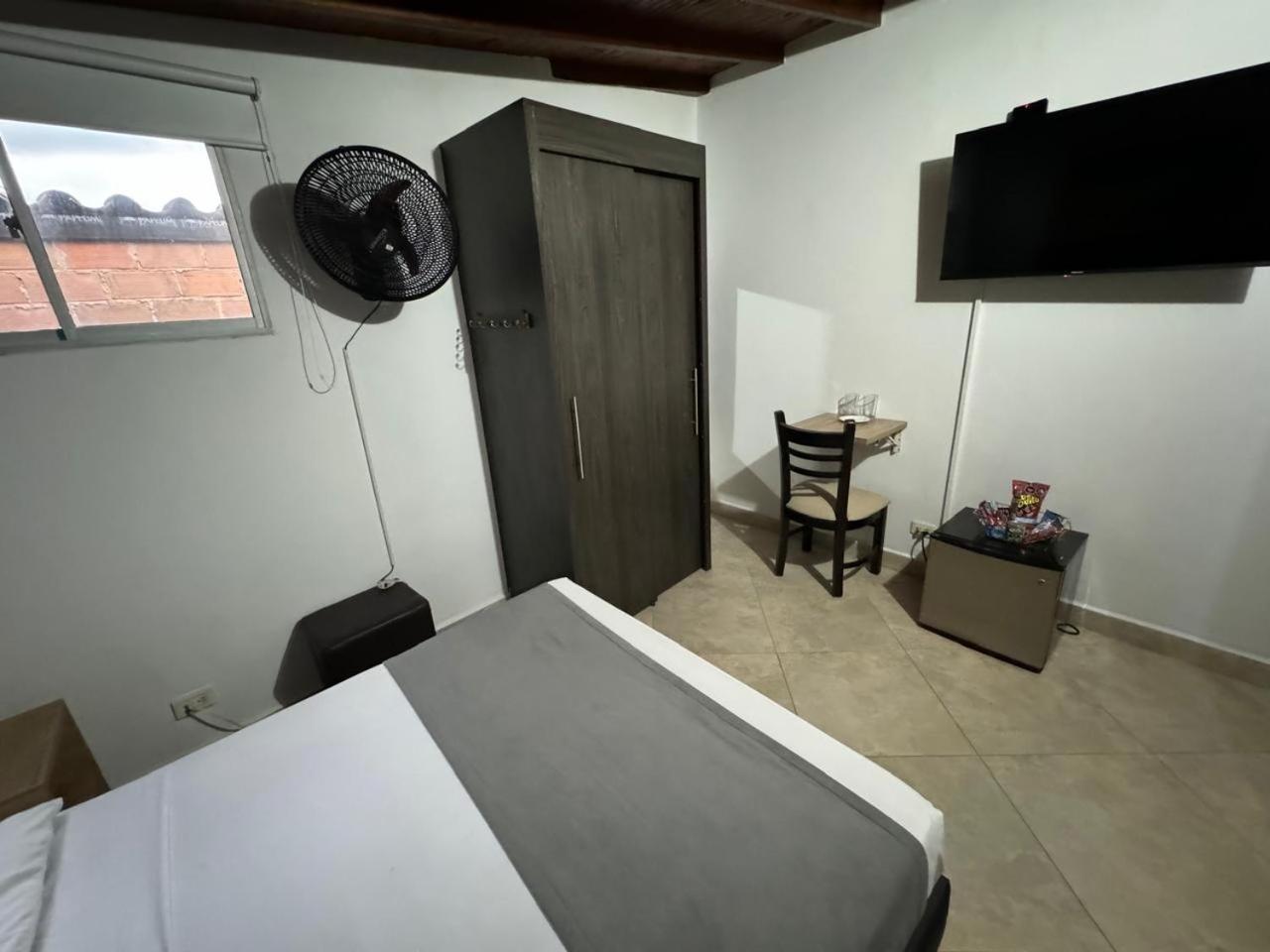 Hotel Gemas San Joaquin 1 Medellín Zewnętrze zdjęcie