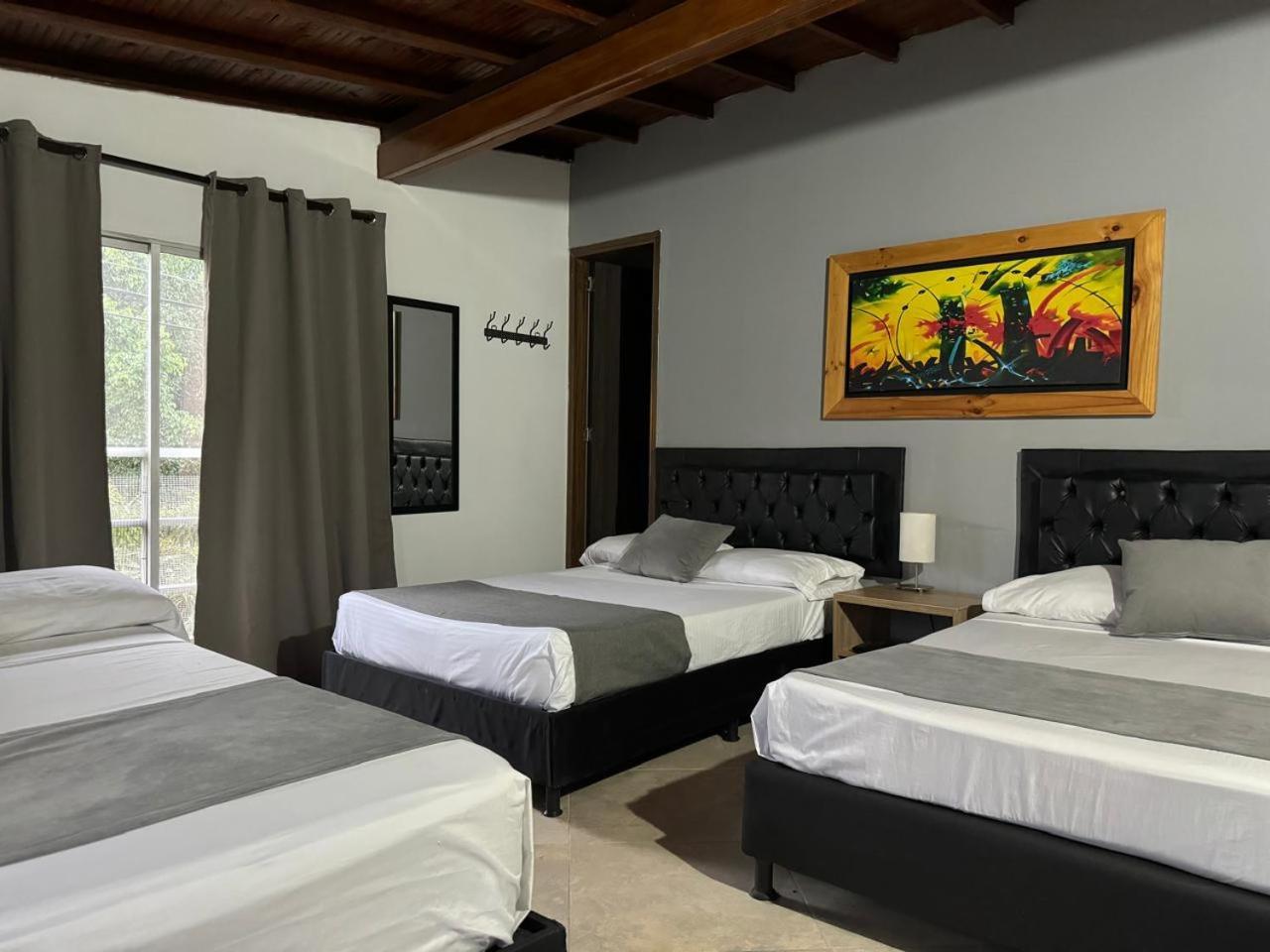 Hotel Gemas San Joaquin 1 Medellín Zewnętrze zdjęcie